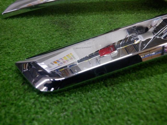 【ホンダ純正】ヘッドライトガーニッシュ