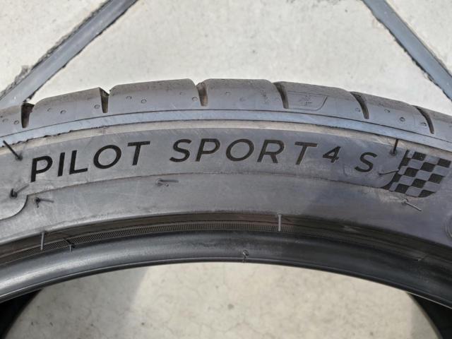 【2本セット】MICHELIN PILOTSPORT 4S