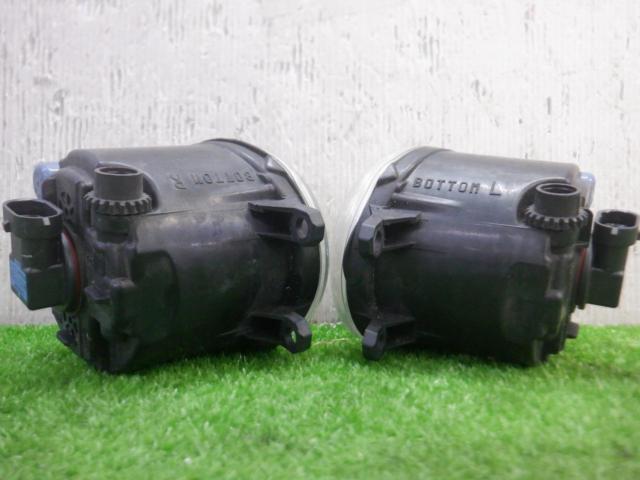 トヨタ純正 ハロゲンフォグランプ