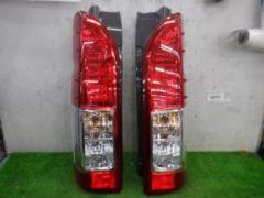 TOYOTA純正 テールレンズ