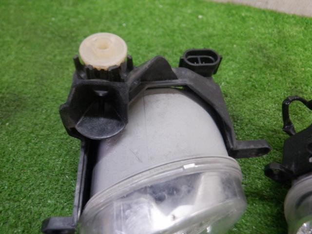 TOYOTA純正 LEDフォグレンズ