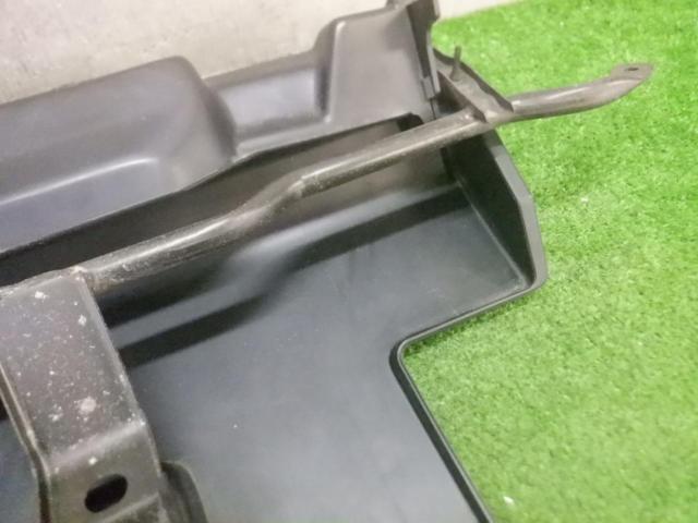ダイハツ純正 コラム下小物入れ
