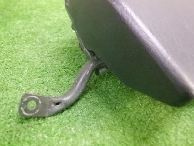 ダイハツ純正 コラム下小物入れ
