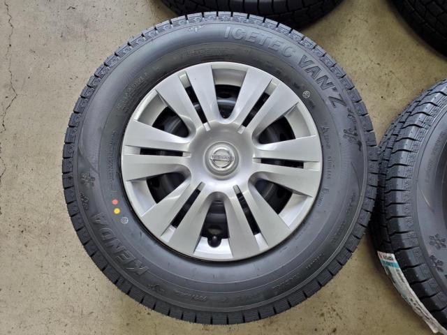 8日産純正(NISSAN) NV350キャラバン 純正スチールホイール + KENDA(ケンダ) ICETEC VAN’Z WR01