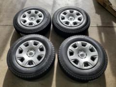8トヨタ純正(TOYOTA)  200系ハイエース純正スチールホイール  + KENDA(ケンダ) ICETEC VAN’Z WR01
