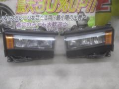 トヨタ ランドクルーザー250 VXグレード純正リフレクター式LEDヘッドライト 左右