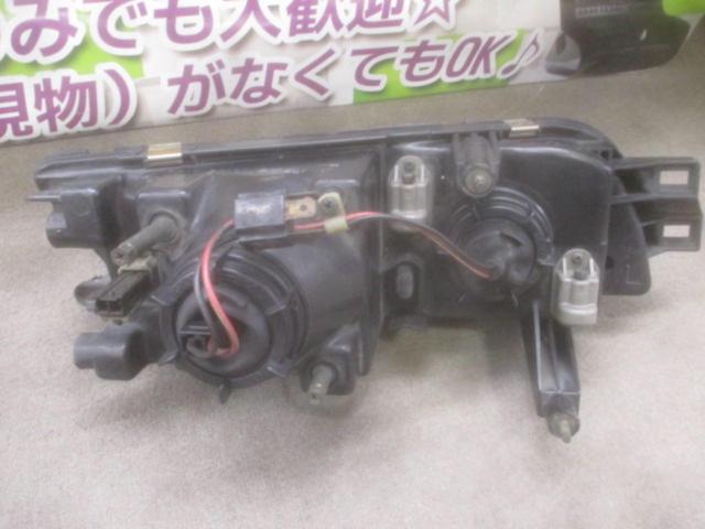 日産 スカイラインGT-R/BNR32前期純正ヘッドライト 角目