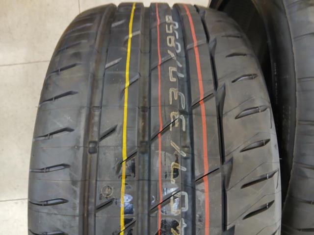 BRIDGESTONE POTENZA RE004 Adrenalin