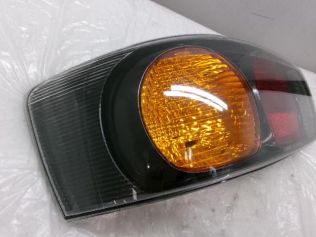 【左のみ】トヨタ純正 AE111 スプリンタートレノ 後期 純正テール