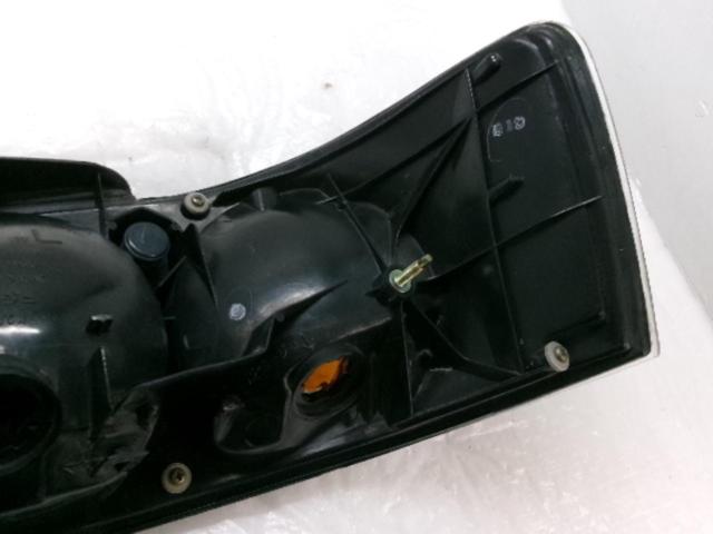 【左のみ】トヨタ純正 AE111 スプリンタートレノ 後期 純正テール