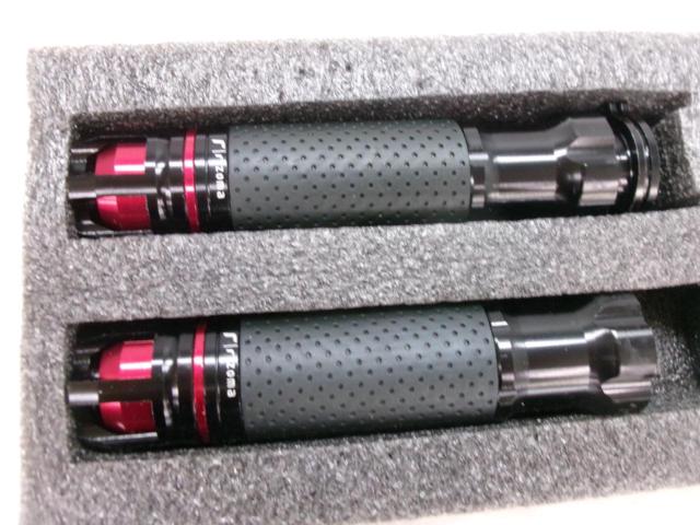 Rizoma ハンドルグリップ