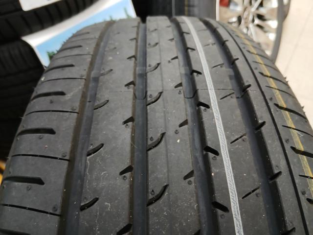 トヨタ純正 40系 アルファード Zグレード 純正アルミ + YOKOHAMA ADVAN V03