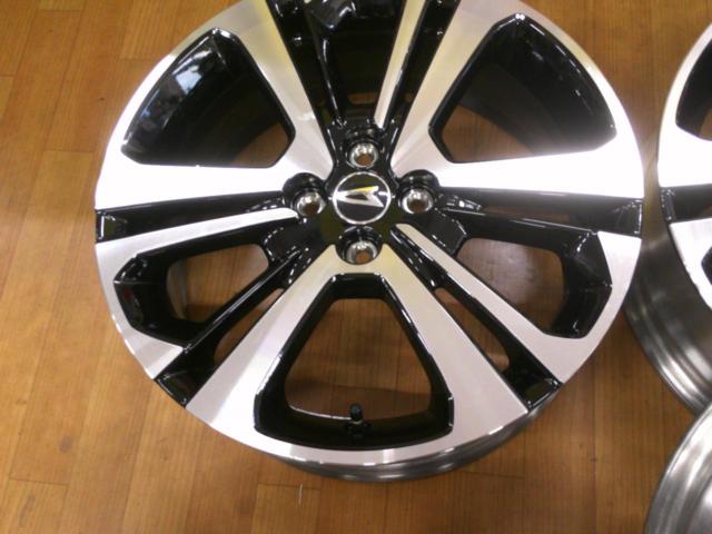 【ダイハツ純正】 ダイハツ ロッキー  純正ホイール