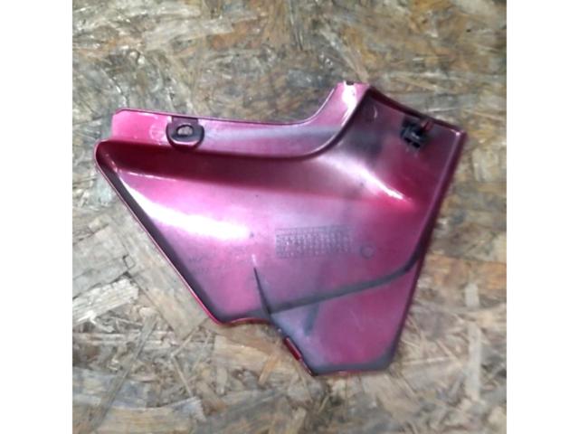 HONDA CB400SF/NC39.NC42 純正サイドカバー