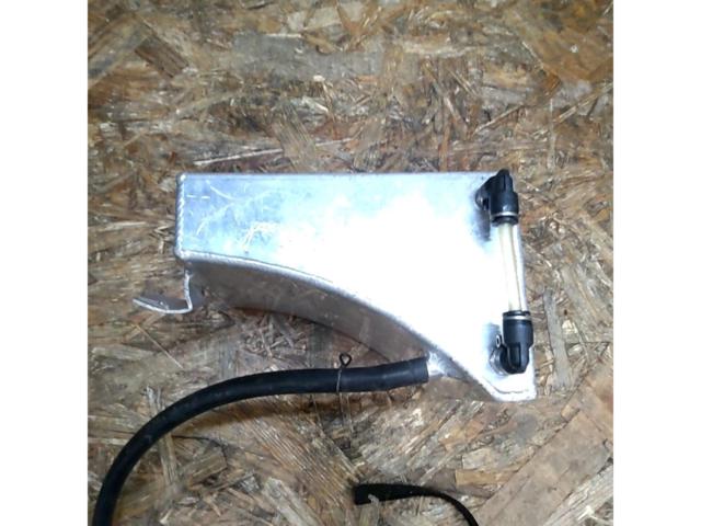 No Brand
Radiator tank
S13 Silvia/180SX