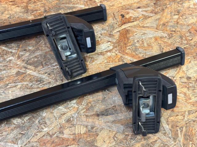 ノーブランド ダイレクトルーフレール付き車用キャリア【アウトランダー PHEV/GG2W】