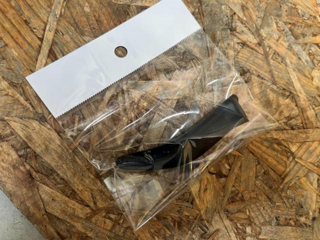 SUZUKI
Cappuccino
EA11R
Genuine leather seat
(Driver's seat / RH)