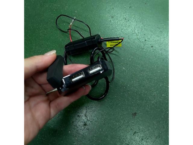 DAYTONA
Bike dedicated power supply
Slender USB1 port