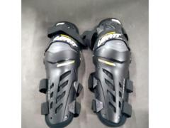LEATT ニーガード Dual Axis ■L/XL