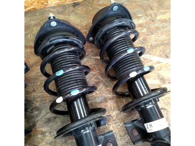 トヨタ GR86/ZN8 純正サスキット