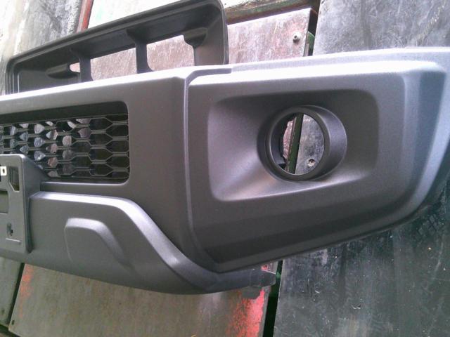 Suzuki genuine Jimny Nomad
Genuine front bumper & duct cover set