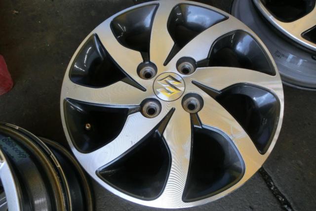 Genuine Suzuki parts
Palette SW original wheel
