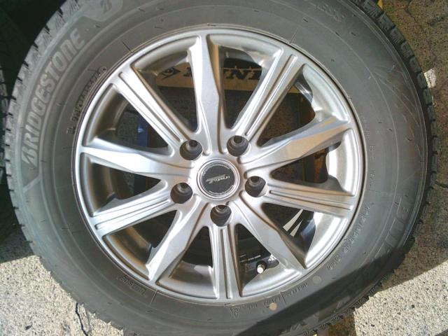 【BRIDGESTONE(ブリヂストン)】BALMINUM(バルミナ) KR10+【BRIDGESTONE】BLIZZAK VRX3