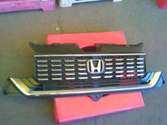 Honda
N-WGN custom
Genuine grill