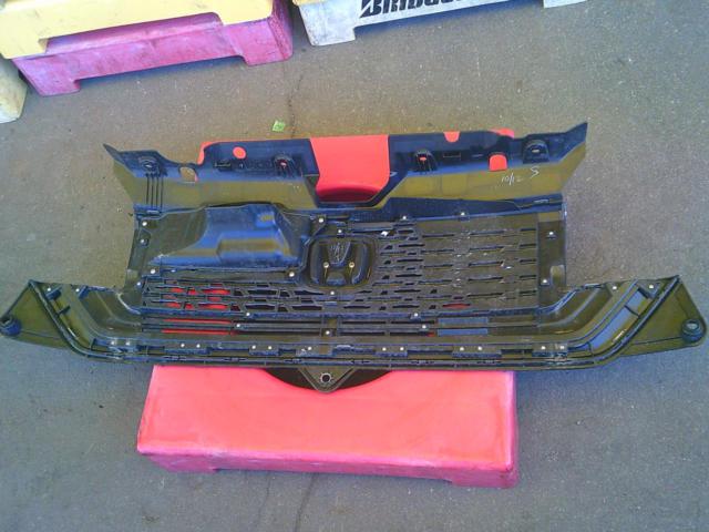 Honda
N-WGN custom
Genuine grill