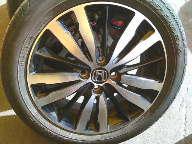 Honda
Fit Shuttle original wheel