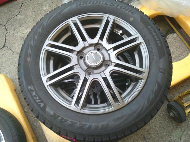 【YOKOHAMA(ヨコハマ)】 LAYCEA  ツイン8本スポークホイール+【BRIDGESTONE】BLIZZAK VRX2