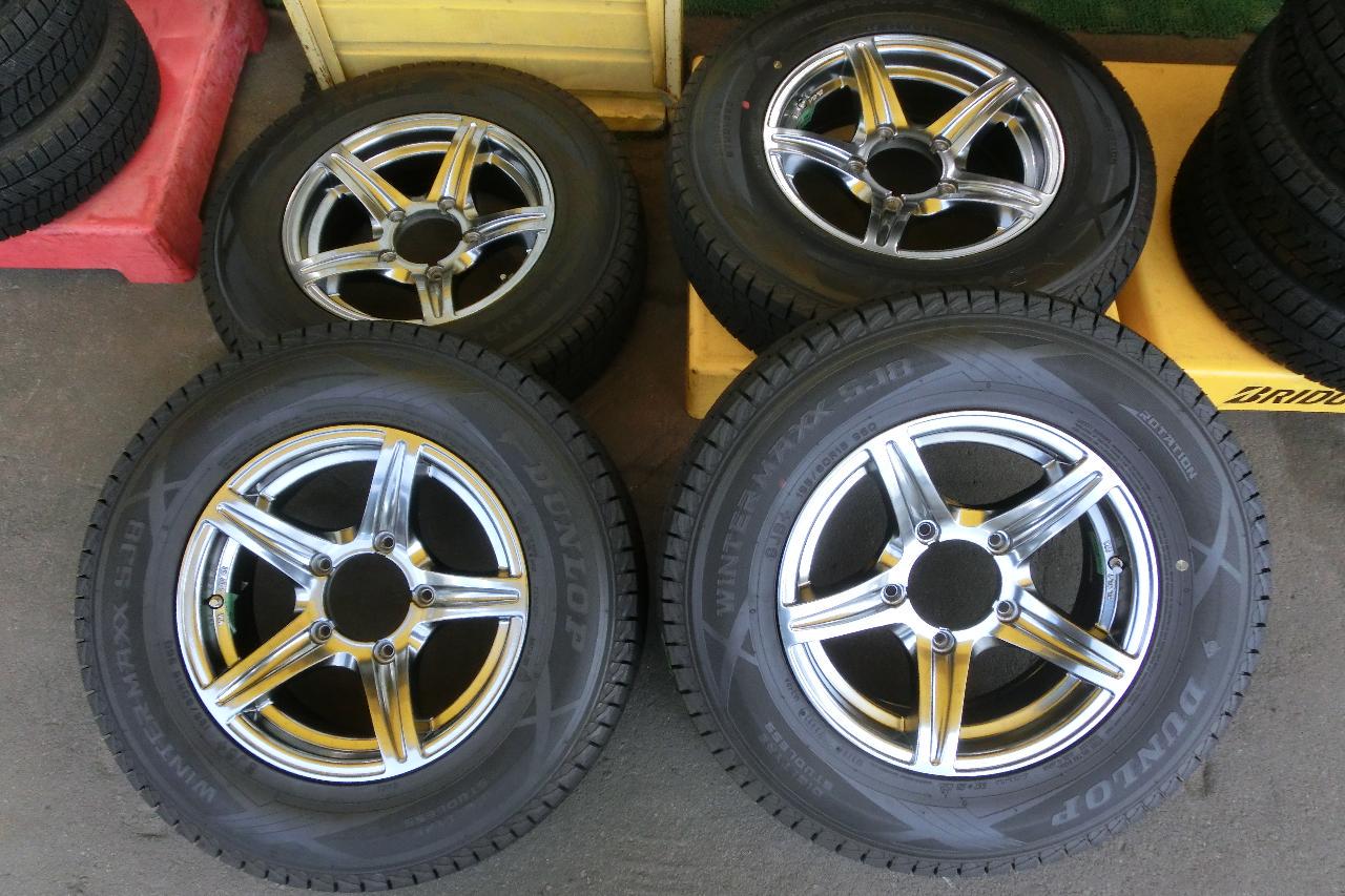 4 × 4Engineering
URBAN
SPORTS
SV
+
DUNLOP
WINTER
MAXX
SJ8 +