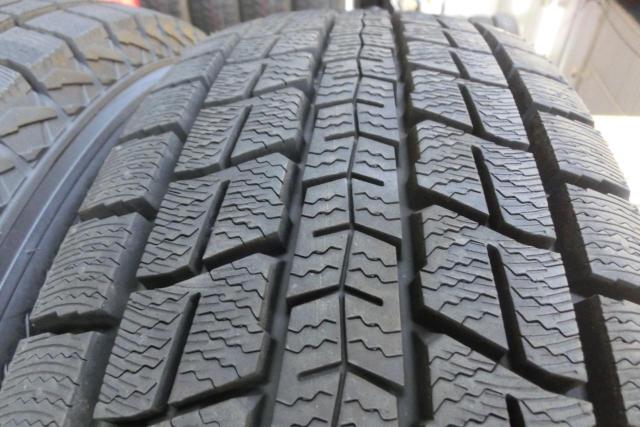 4 × 4Engineering
URBAN
SPORTS
SV
+
DUNLOP
WINTER
MAXX
SJ8 +