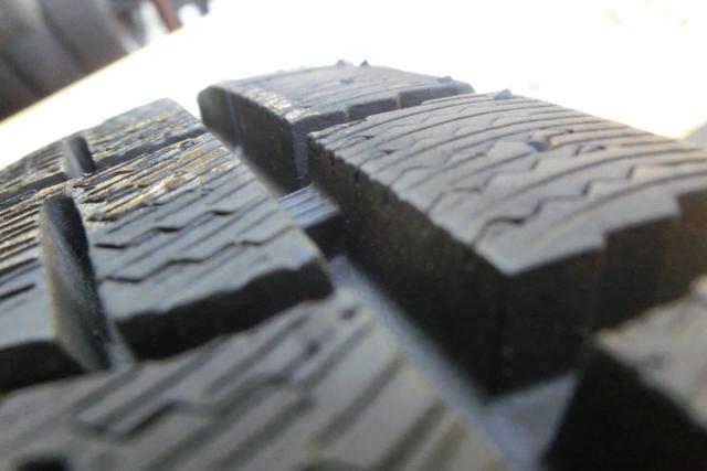 4 × 4Engineering
URBAN
SPORTS
SV
+
DUNLOP
WINTER
MAXX
SJ8 +