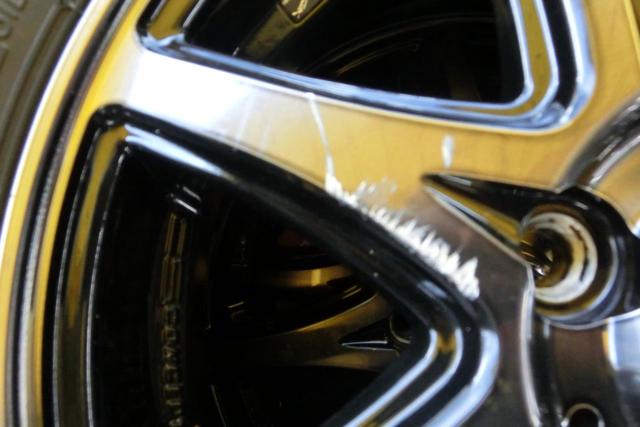 KYOHO (Kyoho)
SMACK (Smack)
8-spoke
+
BRIDGESTONE (Bridgestone)
BLIZZAK
VRX3
