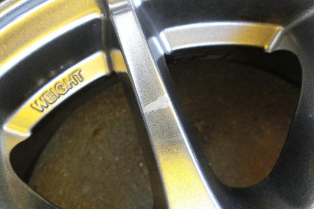A-TECH (Etekku)
SCHNEIDER (Schneider)
Gran-X
(4HOLE)
+
BRIDGESTONE (Bridgestone)
BLIZZAK
VRX3