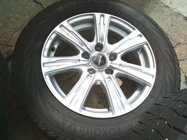 MARUKA
SERVICE
MANARAY
SPORT
EUROSPEED
7-spoke wheel + YOKOHAMA
iceGUARD
iG70