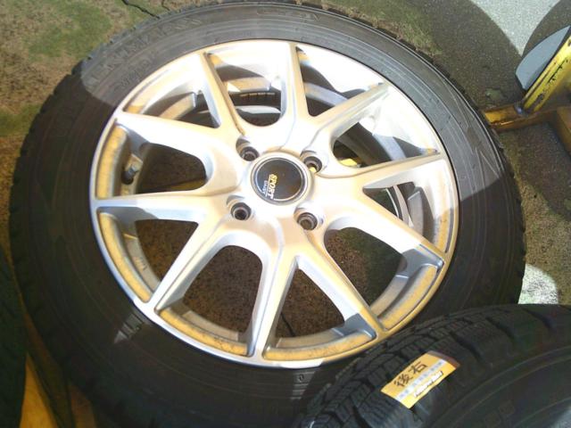 DAISY
SPORT
Spoke wheels + DUNLOP
WINTERMAXX
WM02