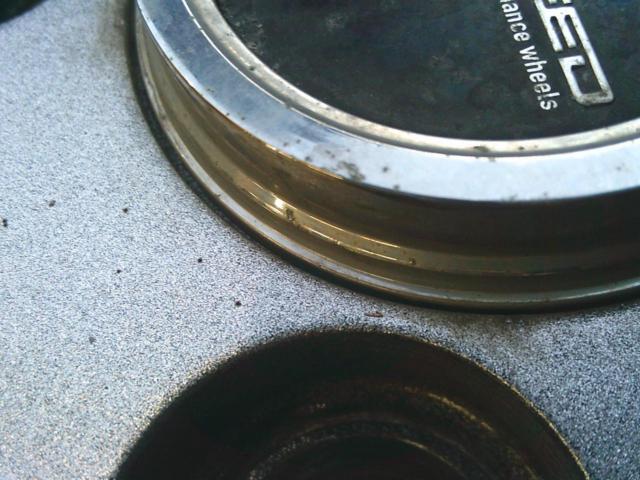 YOKOHAMAice
GUARD
iG80
+
HOT
STUFF (Hot Stuff) G.speed
10-spoke wheel