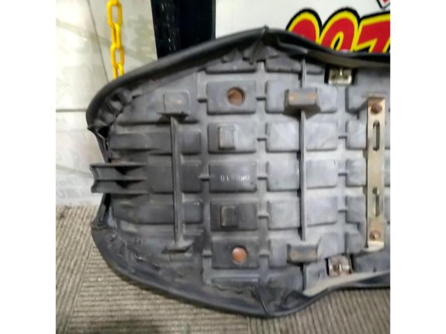 【バリオス250/1型】 KAWASAKI 純正シート