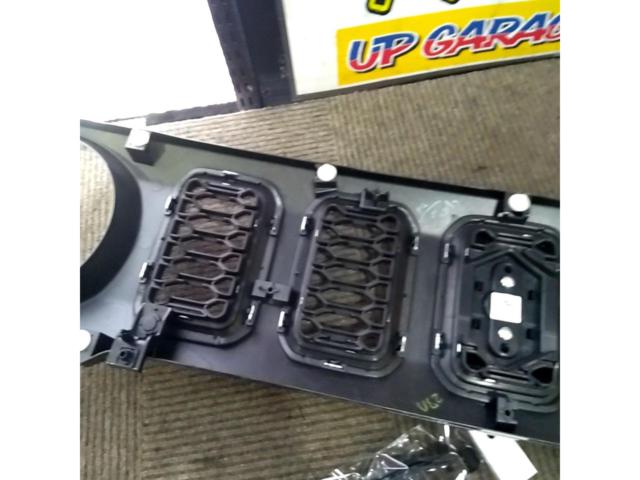 【ジムニー ノマド/JC74W】 SUZUKI(スズキ) 純正 フロントグリル