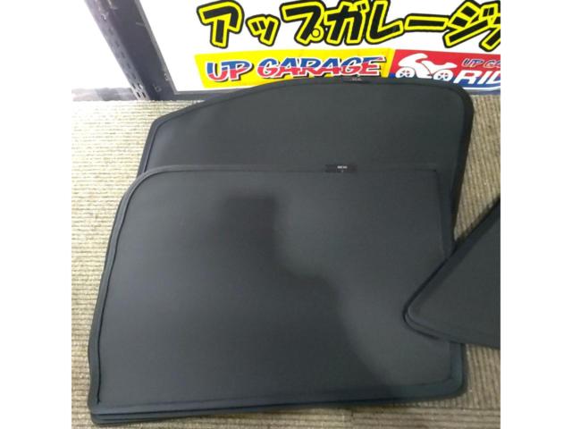 【キックス】メーカー不明 サンシェードマグネットタイプ
