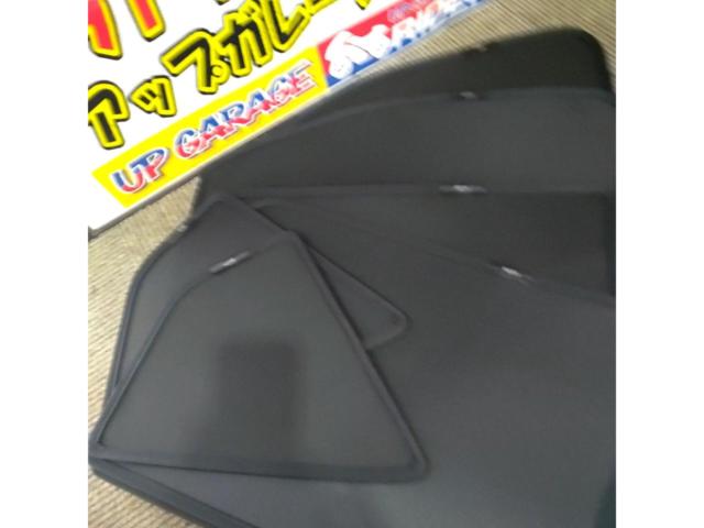 【キックス】メーカー不明 サンシェードマグネットタイプ