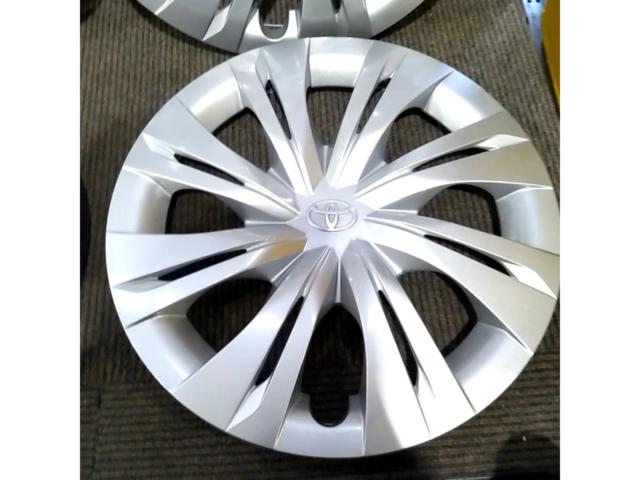 TOYOTA ノア純正ホイールキャップ 【16インチ】