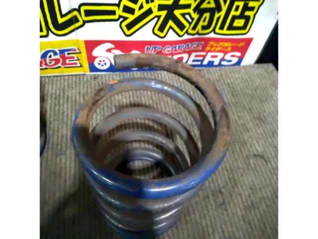 【AE86(レビン/58年/前期)】メーカー不明(TRD?6kg) リアサス  