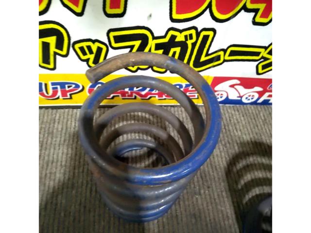 【AE86(レビン/58年/前期)】メーカー不明(TRD?6kg) リアサス  