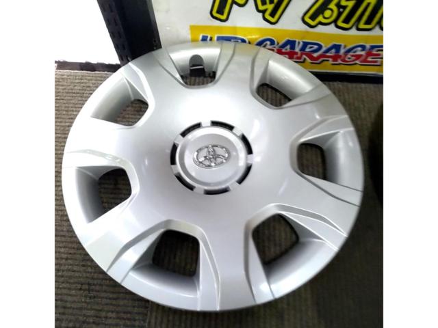 トヨタ(TOYOTA) 200系ハイエース純正ホイールキャップ