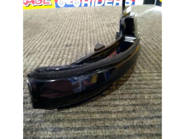 【30アルファード/ヴェルファイア】メーカー不明 LEDスモークドアウィンカー