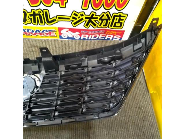 【20ヴェルファイア前期】TOYOTA(トヨタ) 純正フロントグリル