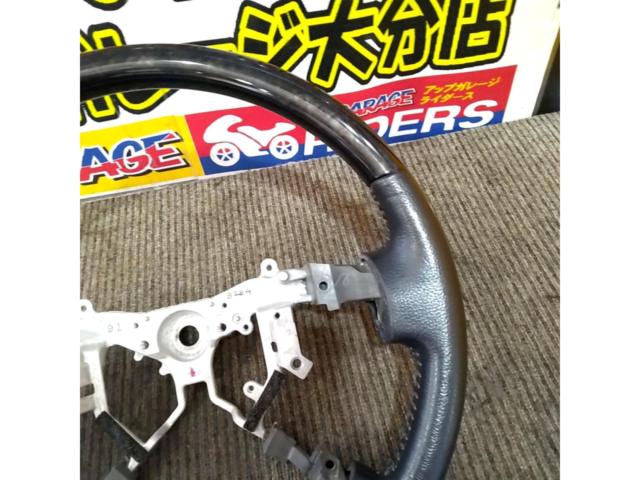 【200系ハイエース7型】TOYOTA(トヨタ) ダークプライム2純正ステアリング